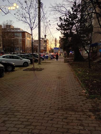 Garsonieră semidecomandată în Central