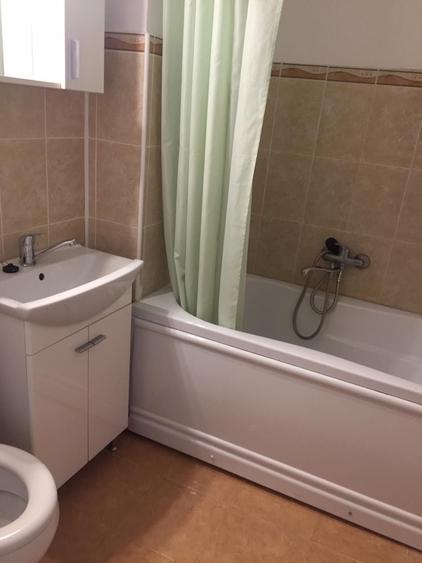 Casă cu 2 camere în Central