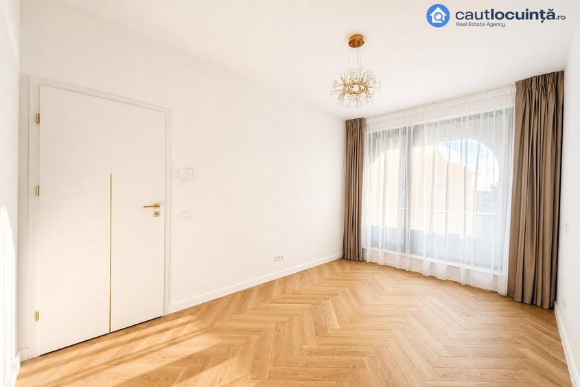 Casă individuală cu 4 camere cu Teren 110 Mp în Tunari