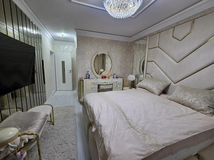 Apartament cu 4 camere decomandat, mobilat în Metalurgiei