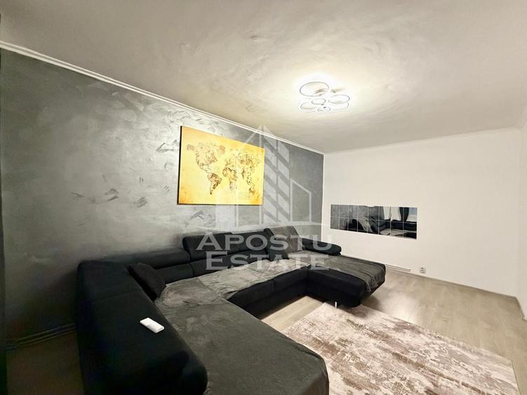 Apartament cu 3 camere decomandat, mobilat în Lipovei