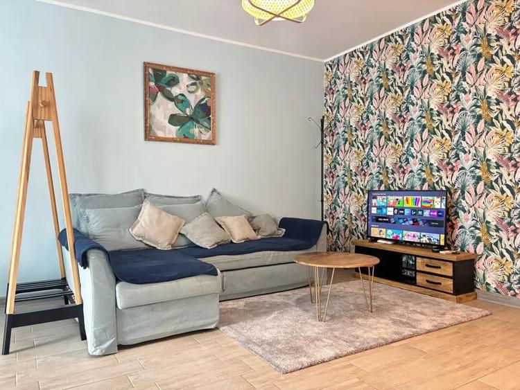Apartament cu 2 camere decomandat, mobilat în Mamaia-Sat