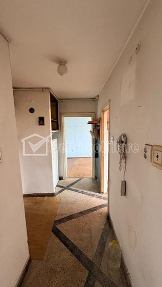 Apartament 2 camere, zona centrala, decomandat, etaj intermediar ! - 7
