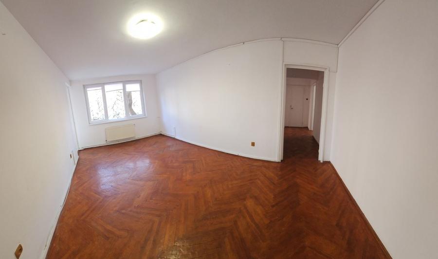 Spațiu comercial, de 70 mp, în Ultracentral