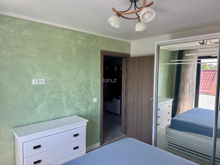 Apartament 2 camere decomandat + 2 locuri de parcare