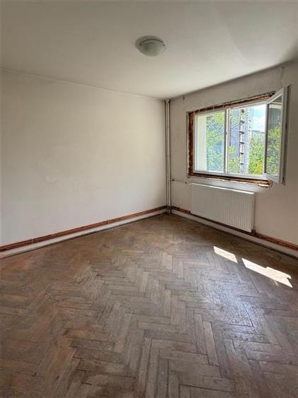 Apartament cu 3 camere circular în Basarabia