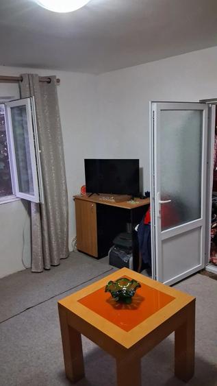Casă cu 3 camere cu Teren 1390 Mp în Smeeni