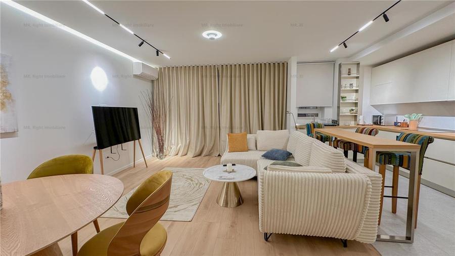 Apartament cu 3 camere decomandat, mobilat în Tractorul