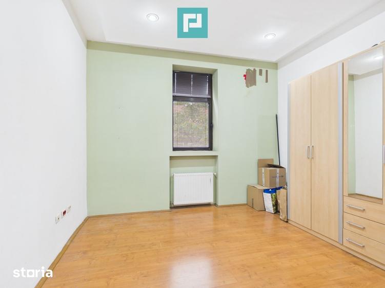Apartament cu 4 camere în Central