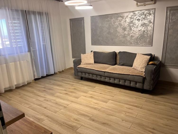 Apartament cu 2 camere decomandat în Craiovei