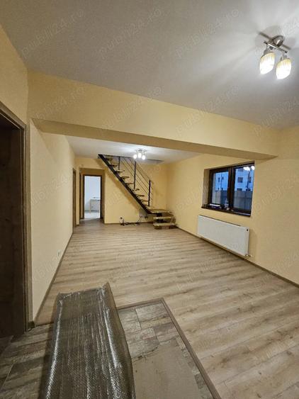 Casă cu 3 camere cu Teren 100 Mp în Granit