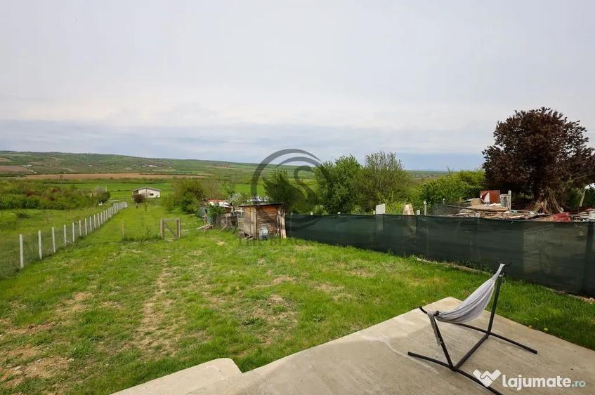 Casă cu 3 camere cu Canalizare în Bucov
