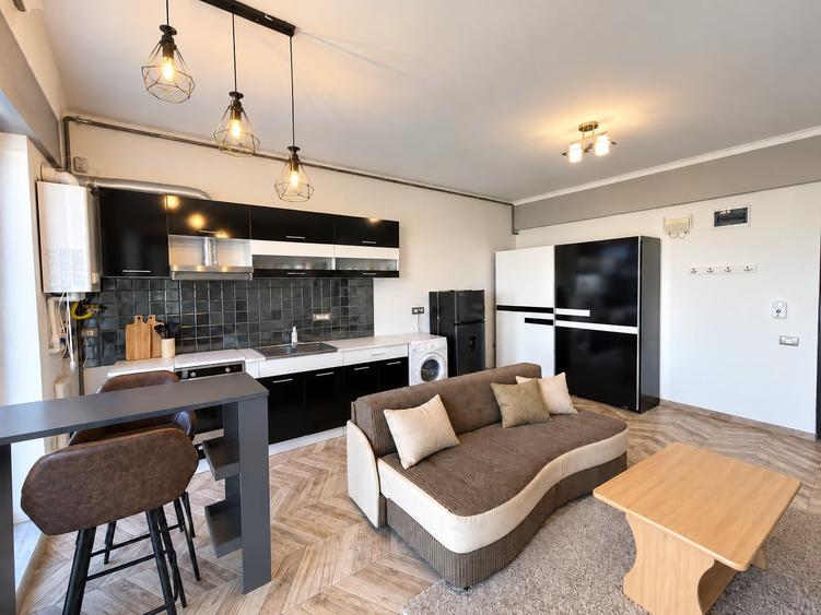 Apartament cu 2 camere semidecomandat, mobilat în Mamaia-Sat