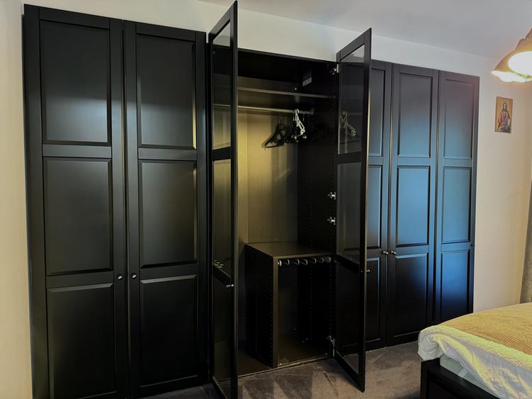 Apartament cu 3 camere semidecomandat, mobilat în Iancu Nicolae
