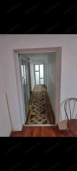 Casă cu 4 camere în Ciolpani