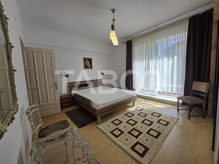 Apartament cu 4 camere decomandat, mobilat în Mihai Viteazul