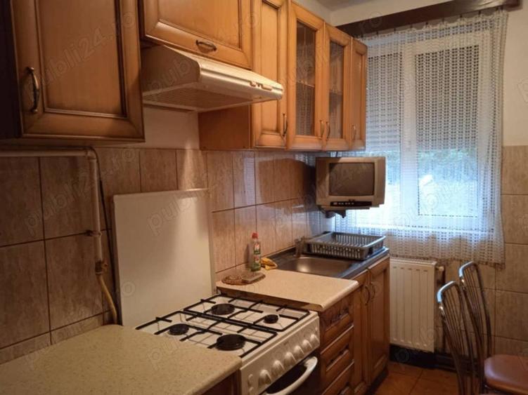 Apartament cu 2 camere decomandat în Carei