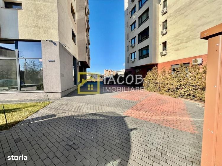 Apartament cu 2 camere decomandat în Bistrița Lac