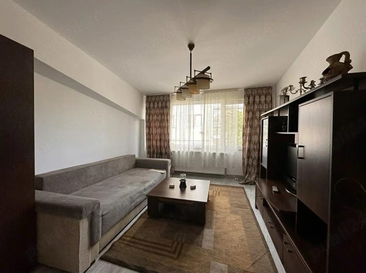 Apartament cu 2 camere decomandat în Astoria