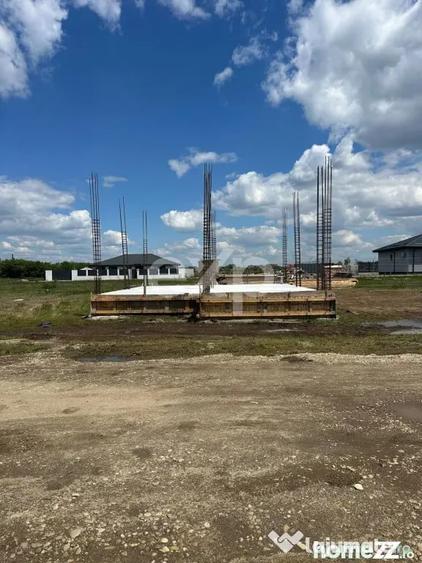 Casă cu 4 camere cu Teren 378 Mp în Clinceni