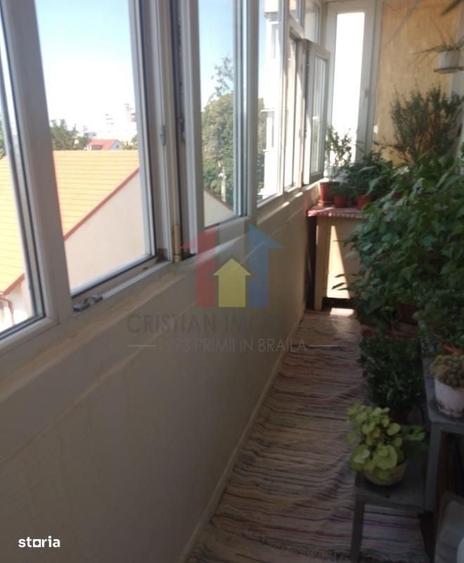 Apartament cu 3 camere decomandat în Călărași