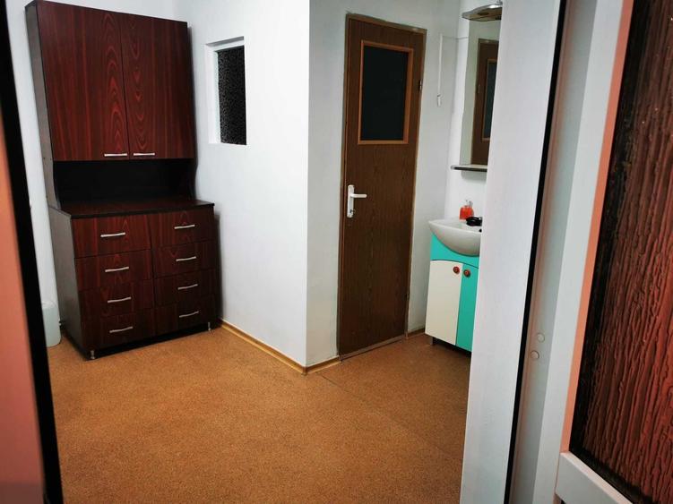 Apartament cu 2 camere decomandat în Exterior Vest