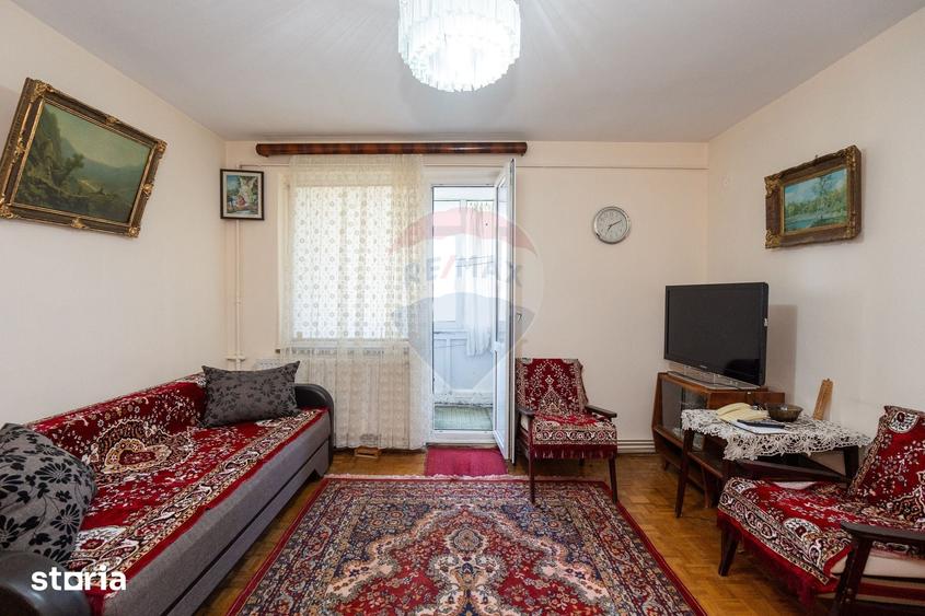 Apartament cu 2 camere semidecomandat, mobilat în Calea București