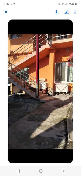 Casă cu 2 camere în Central