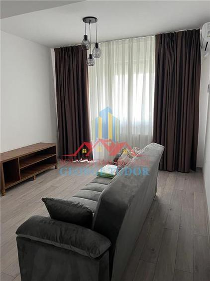 Apartament cu 2 camere decomandat în Păcii