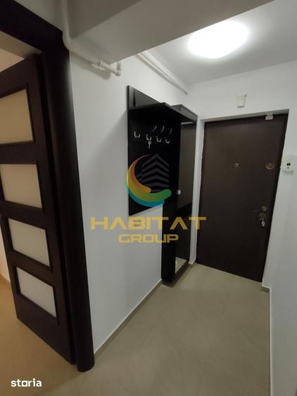 Apartament cu 3 camere semidecomandat în Central — fotografia 3