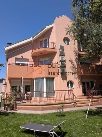 Casă cu 10 camere cu Garaj în Iancu Nicolae