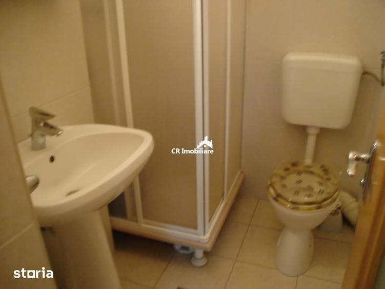 Apartament cu 4 camere decomandat în Centrul Civic