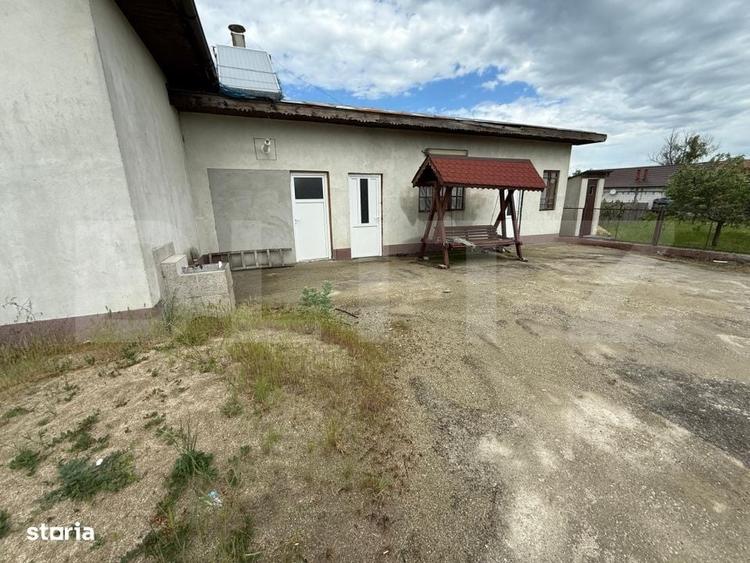 Casă cu 4 camere cu Teren 3082 Mp în Coțofenii din Față