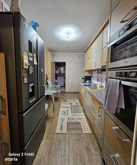 Apartament cu 4 camere în Ultracentral