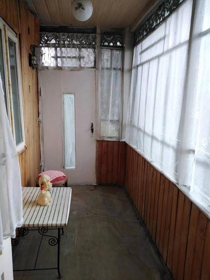 Casă cu Teren 1098 Mp în Bucium