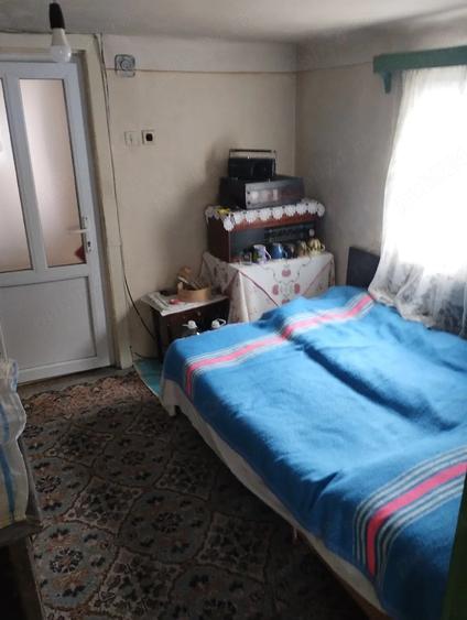 Apartament cu 2 camere semidecomandat în Cezar Petrescu