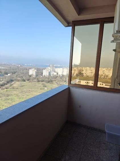 Apartament cu 3 camere decomandat, mobilat în Tomis Nord