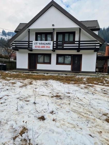 Duplex cu 5 camere cu Teren 520 Mp în Ceahlău