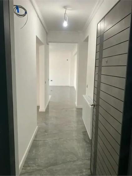Apartament cu 2 camere decomandat în Jiului