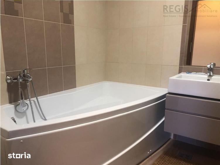 Apartament cu 3 camere decomandat, mobilat în Tractorul