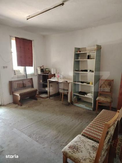 Casă cu 3 camere cu Teren 3900 Mp în Florești