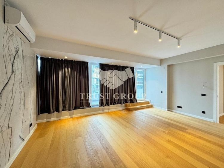 Penthouse cu 4 camere decomandat în Floreasca