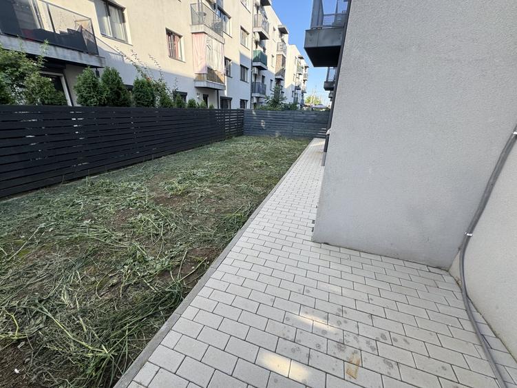 Apartament cu 2 camere decomandat, mobilat în 1 Decembrie