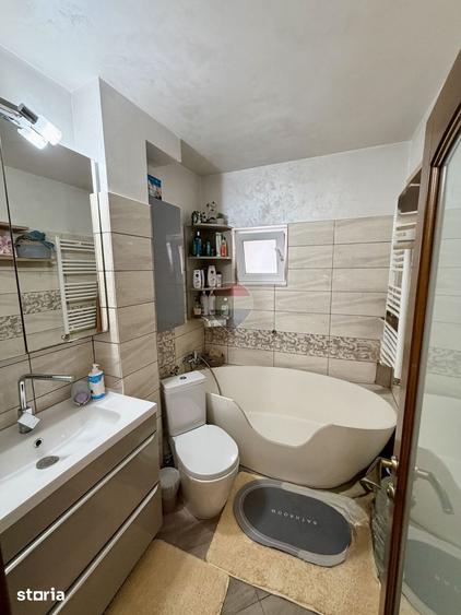 Apartament cu 3 camere în Brăilei