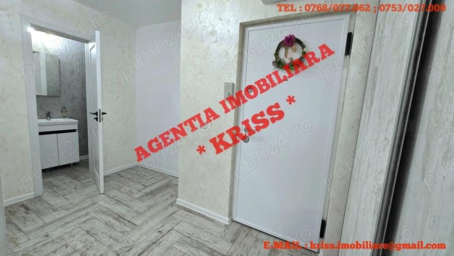 Apartament cu 3 camere semidecomandat în Eremia