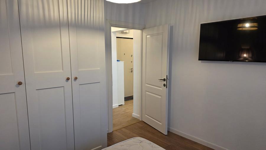Apartament cu 3 camere decomandat în Militari
