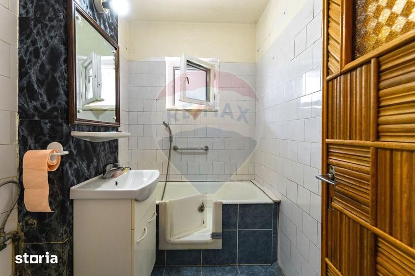 Apartament cu 3 camere în Astra