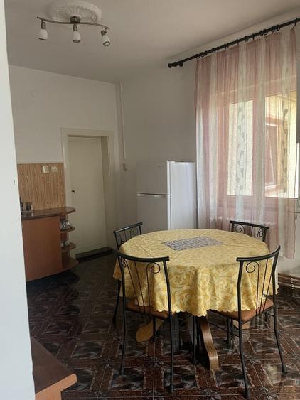 Casă cu 2 camere cu Teren 70 Mp în Dâmbovița
