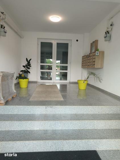 Apartament cu 3 camere în Cristian
