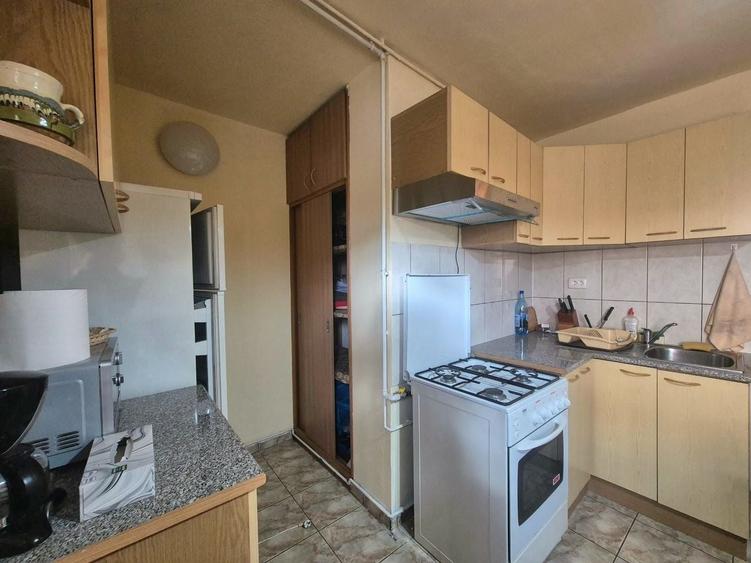 Apartament cu 2 camere decomandat în Scriitorilor